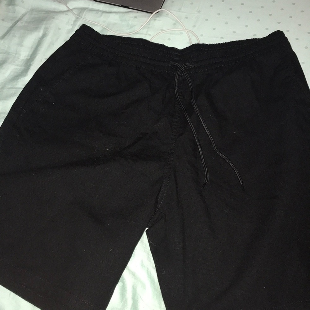 H&M black shorts